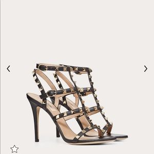 Valentino ROCKSTUD CALFSKIN ANKLE STRAP SANDAL